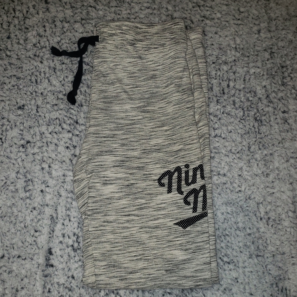 Lounge pants - Picture 11 of 12